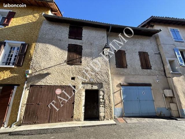 Maison de village 3 pièces 185 m²