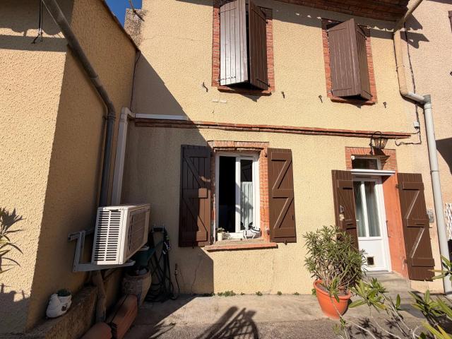 Maison de village T3 bis avec terrasse