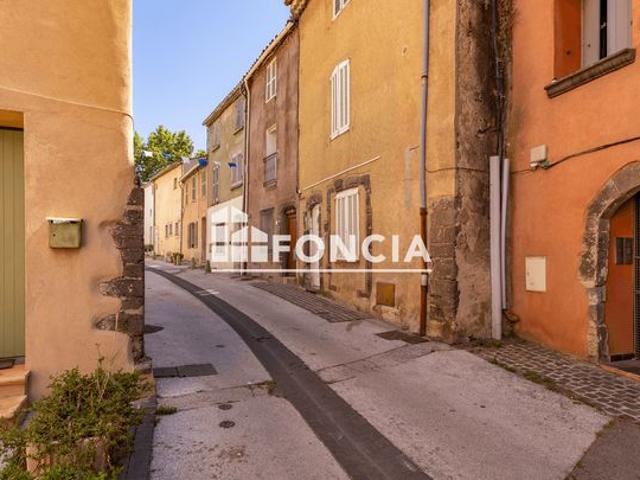 Maison de village t3 plus coin mezzanine secteur calme proche centre ville cogolin
