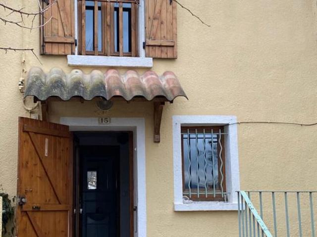 Maison de village T2