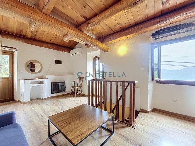 Maison de village T2 bis meublée Tavera
