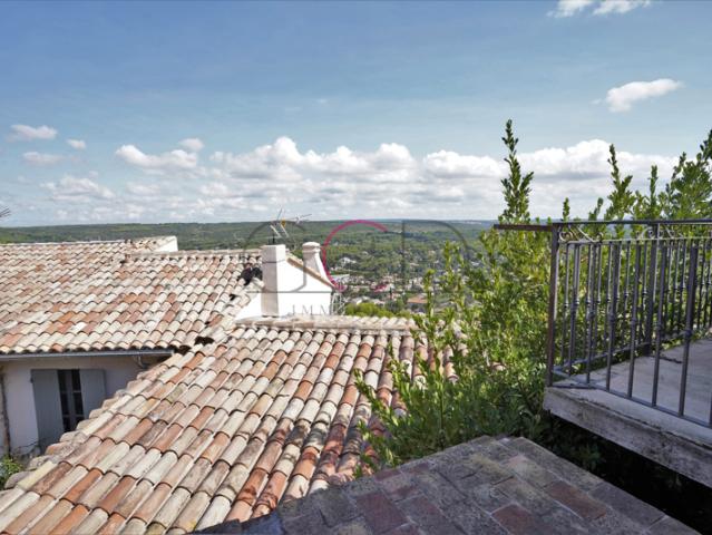 Maison de village T4 89m2 en plein coeur du vieux village de