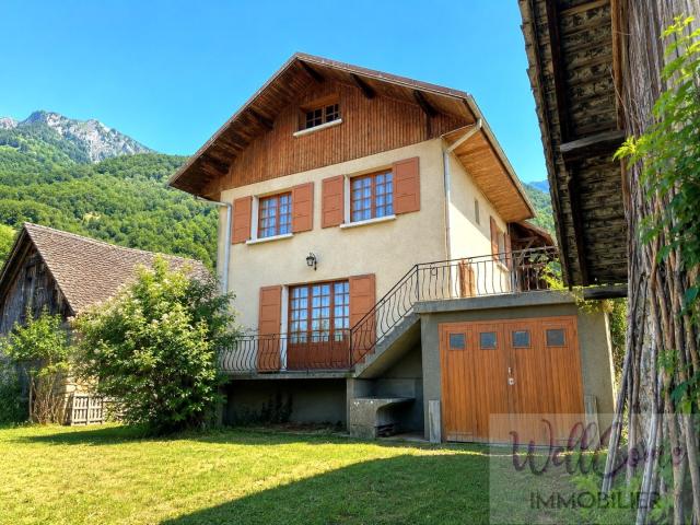Maison de village T4 à rénover à quelques minutes d'Aiguebel. 84m² Aiguebelle