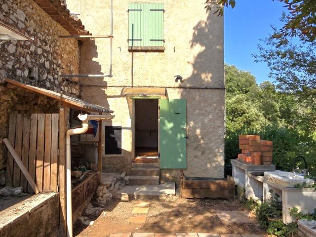 Maison de village T4 avec terrain de 300 m2