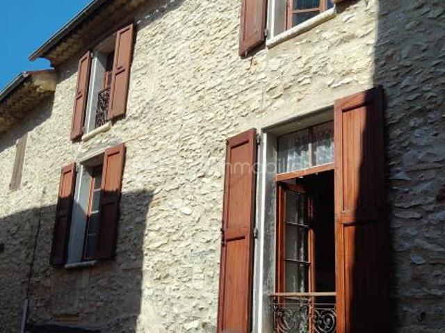 Maison de village T4 en pierres apparentes à Saint Etienne les orgues 04
