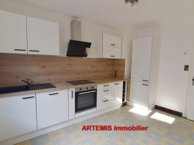 Maison de village T4 + LOCAL commercial