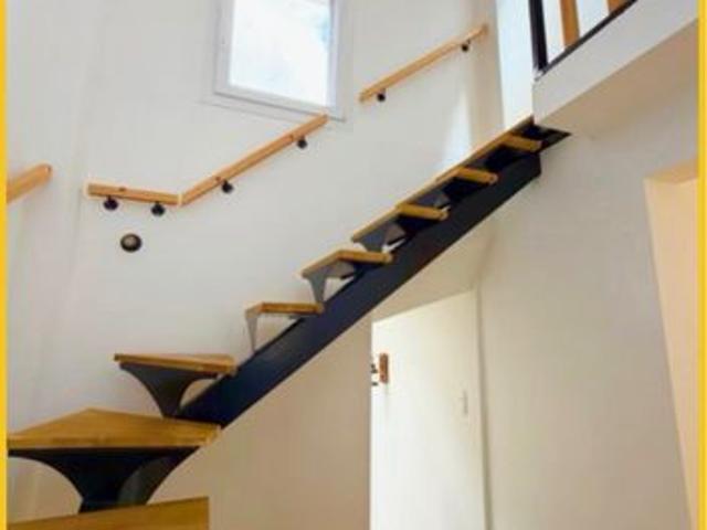 Maison de village T4 rénovée avec goût + garage