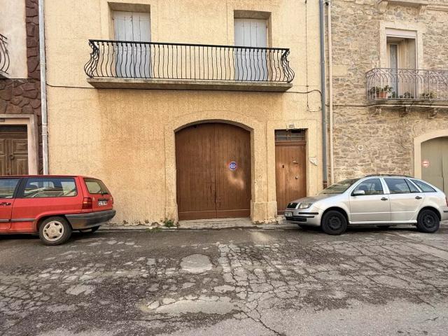 Maison de village T5 de 206 m² + garage 101 m²