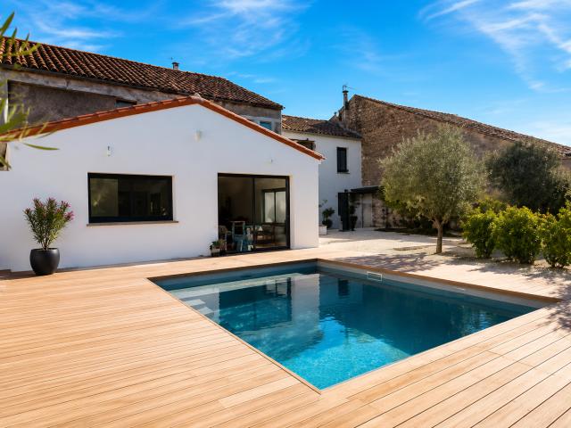 Maison de village T6 avec jardin et piscine