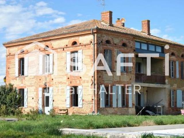 Maison de village T8 330 m²