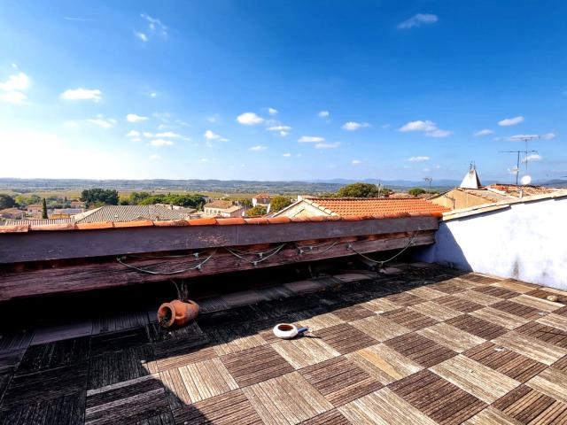 Maison de village Thézan Lès Béziers 7 pièces 182.52 m. 183m² Thézan lès Béziers