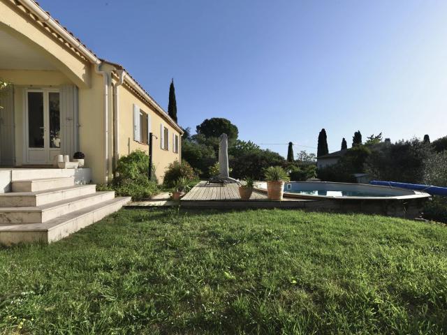 Maison de village tous commerces à 4 km d'Uzès