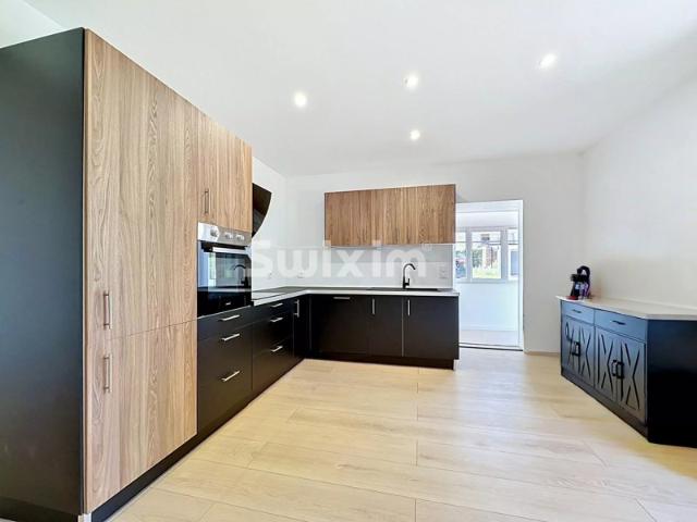 Maison de village rénovée 6 pièces clé en main