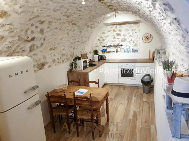 Maison de village Vieil Antibes 2 3P 40m² Antibes