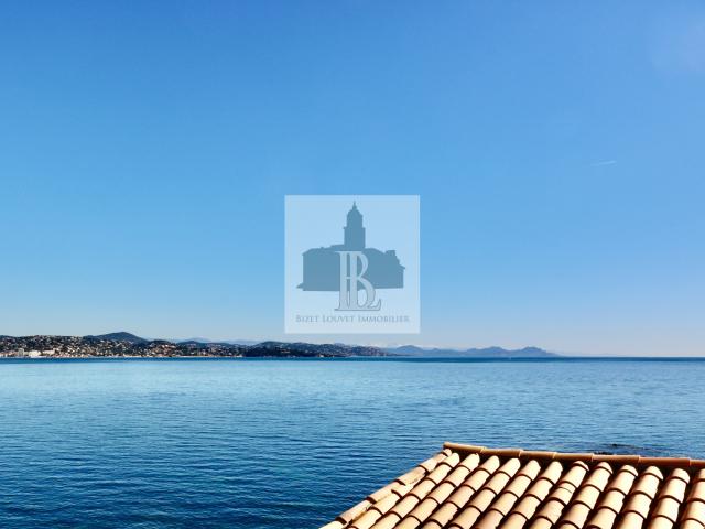 Maison de village, terrasse vue mer à Saint Tropez
