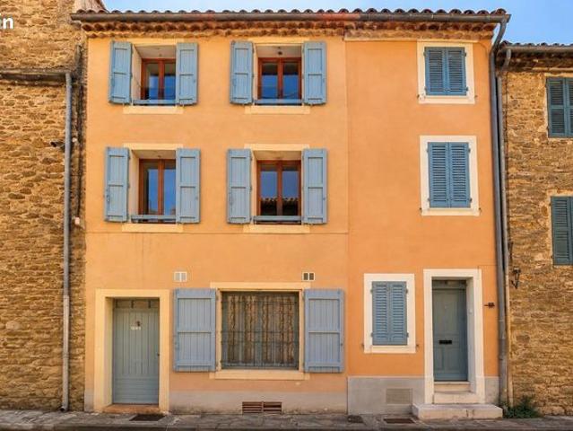 Maison de village vue mer bormes les mimosas