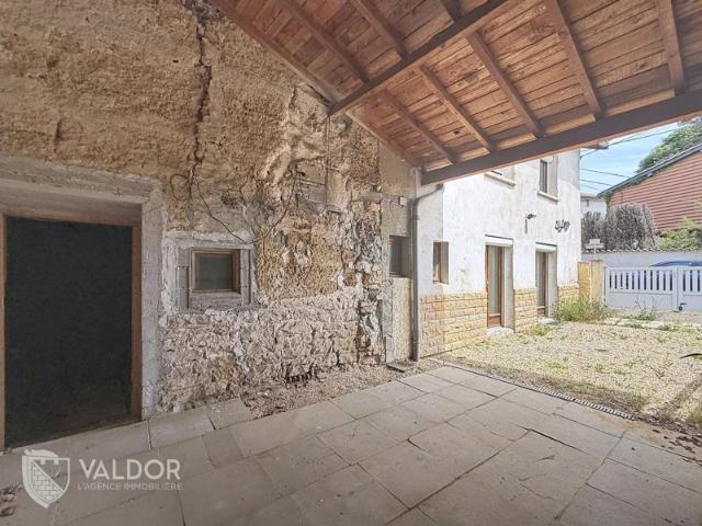 Maison de village à Montmerle sur Saône