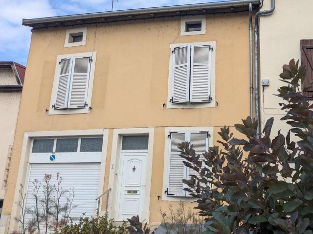 Maison de village à GONDREVILLE