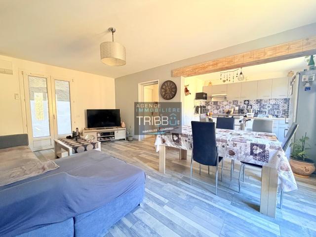 Maison De Village A Llupia Avec Exterieur Et Garage 89m² Llupia