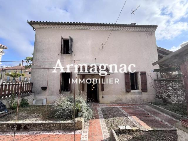 Maison de village à rénover 76m² Courrensan
