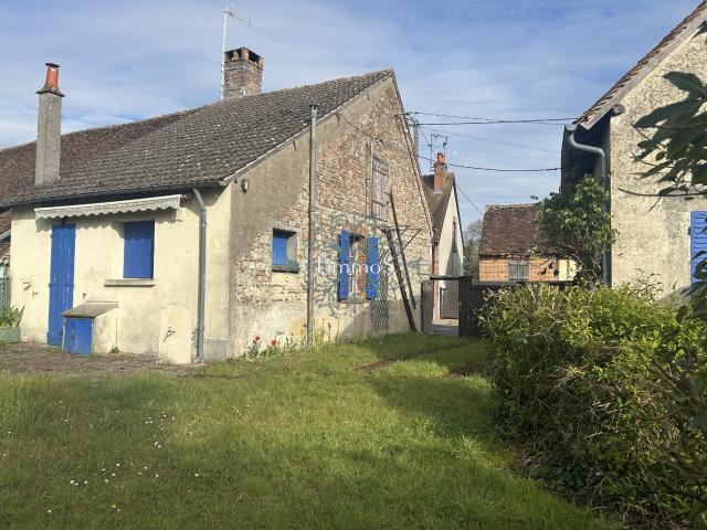Maison de village à rénover Clémont