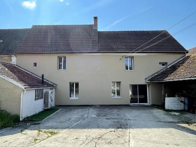 Maison 14 pièces