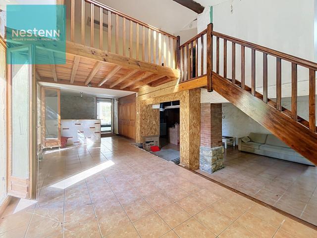 Maison de village à vendre, 4 pièces 131 m2, jardin, 8 min V. 131m² Lux