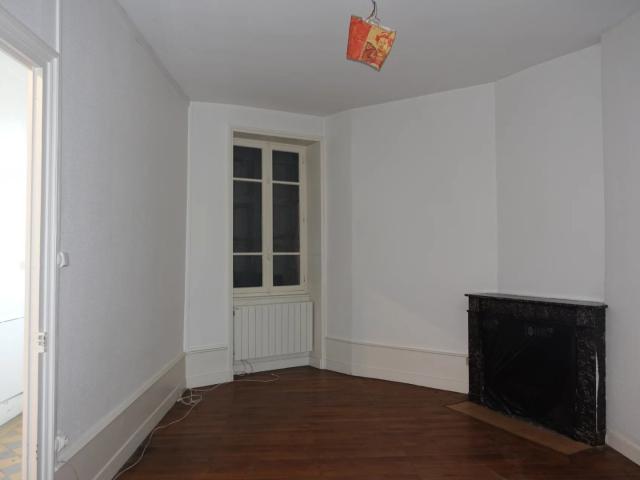 Sale Village house Belleville 149,000 €