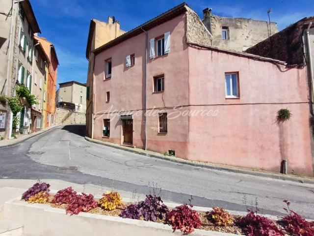 Maison de village + appartement à BRAS