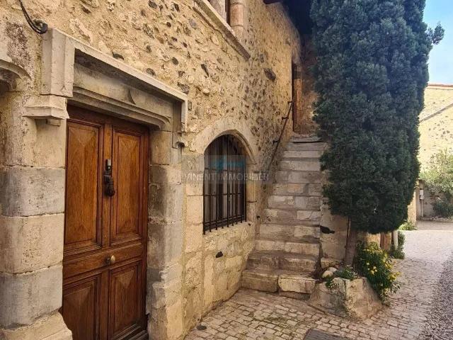 Maison de village atypique et pleine d'histoire