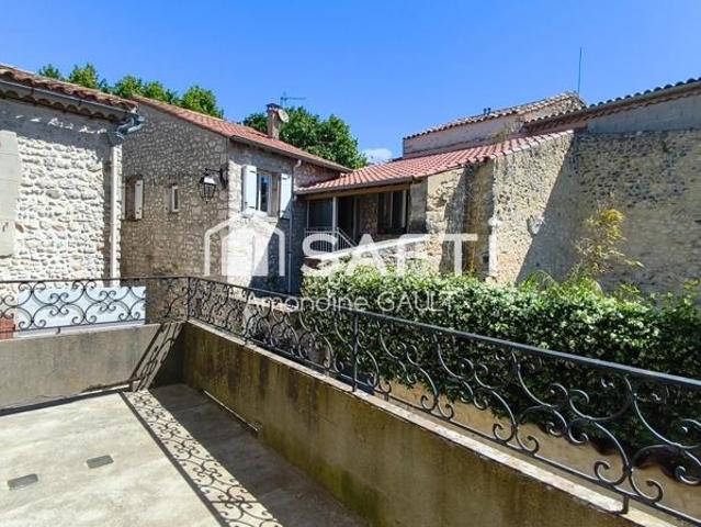 Maison de village au calme et proche commodités !