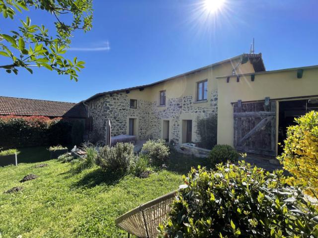 Maison de village au charme intemporel