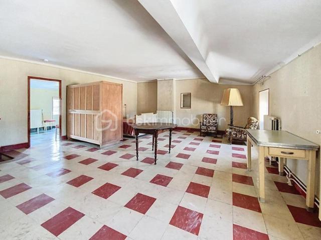 Maison de village au fort potentiel – 263 m² habitables au cœur de Bessan !