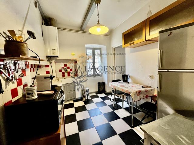 Maison de Village Authentique à Moltifao avec Potentiel Exceptionnel