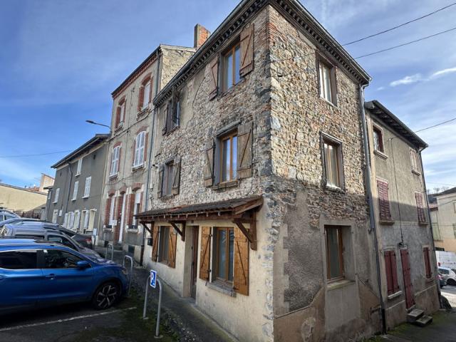 Maison de village avec cave