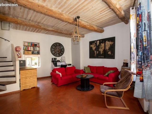 Maison de village avec cave