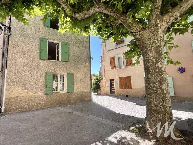 MAISON DE VILLAGE EN PROVENCE
