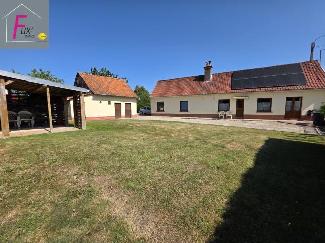 Maison de village avec dépendance, garage et grand terrain