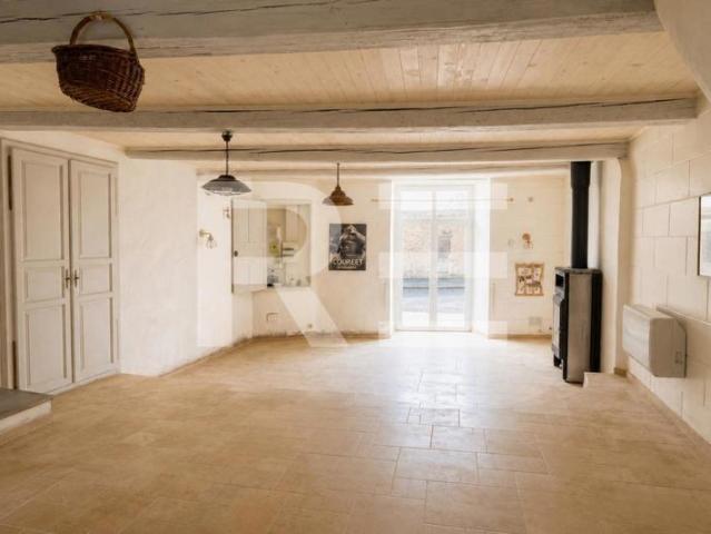 Maison de Village avec extérieur proche Pont Du Gard