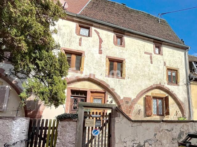 Maison de village avec fort cachet historique 205m² Riquewihr