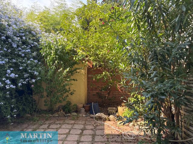 Maison De Village Avec Garage, Terrasse Et Jardinet 266m² Céret