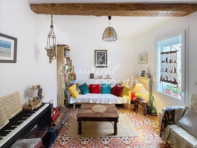 Maison De Village Avec Garage, Estagel 89m² Estagel