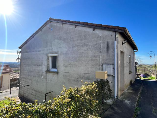 Maison de village avec garage et une belle vue