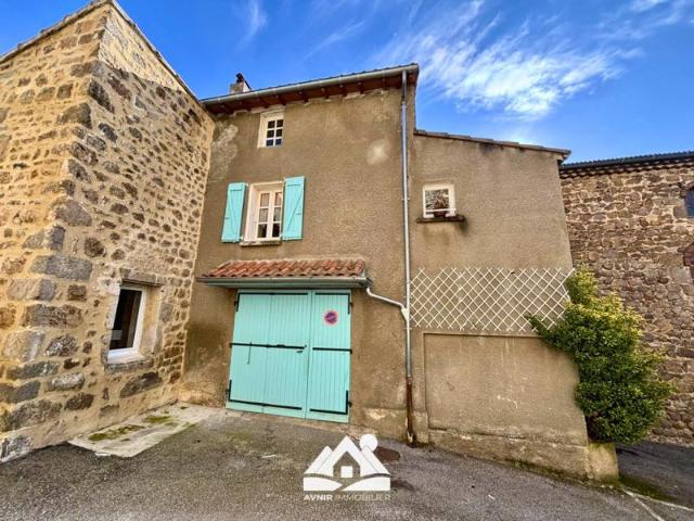 Maison de village avec garage et combles aménageables