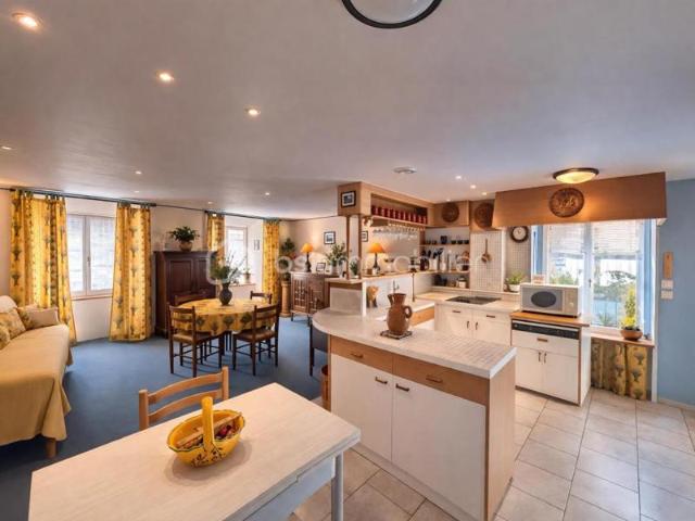 Maison de village avec garage et grenier aménageable – jardin non attenant