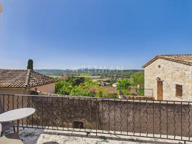 Maison de village avec garage, jardin et vue Fayence 83m² Fayence