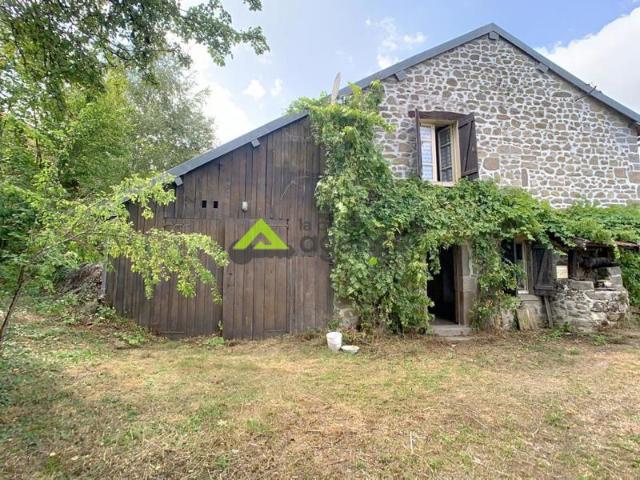 Maison de village avec grange à rénover