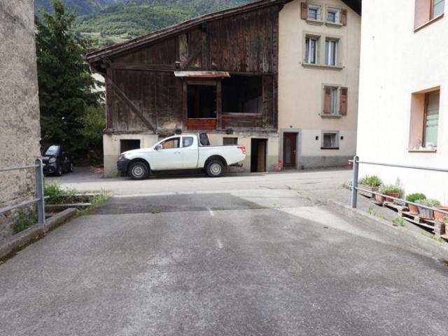 MAISON DE VILLAGE AVEC GRANGE À TRANSFORMER ENTIÈREMENT