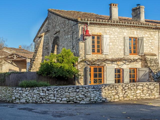 Maison de village avec jardin