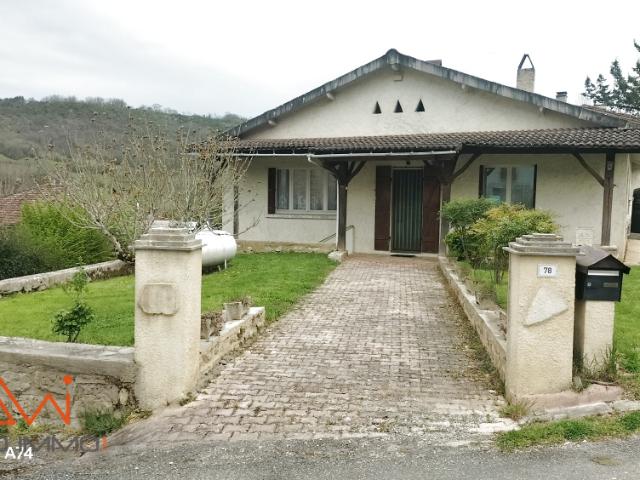 MAISON DE VILLAGE AVEC JARDIN ET SOUS SOL